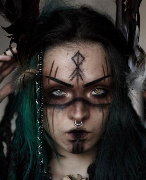 Coven Chic: Celtic Witch Makeup Inspiration